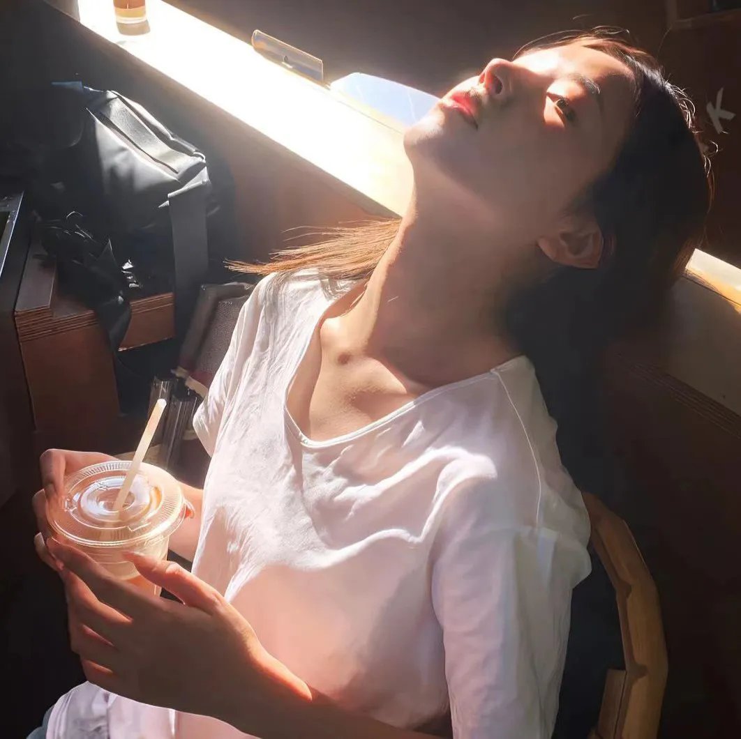 禁苑春浓